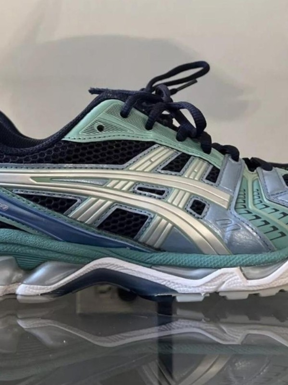ASICS Teal and Navy Mesh Running Sneakers